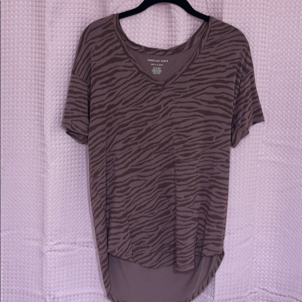 Plum zebra print American eagle shirt